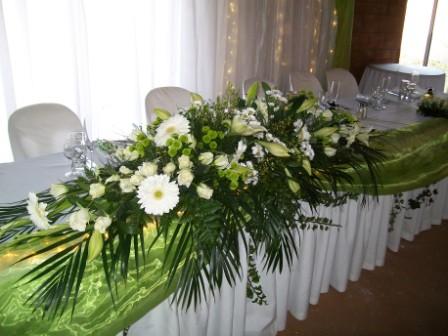 flower wedding reception main table2b