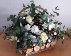 flower wedding reception basket2b